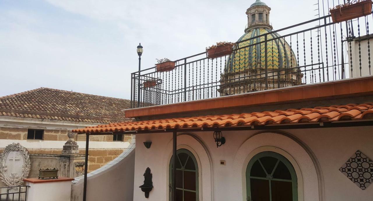Appartamento Palazzo Viola Palermo Esterno foto